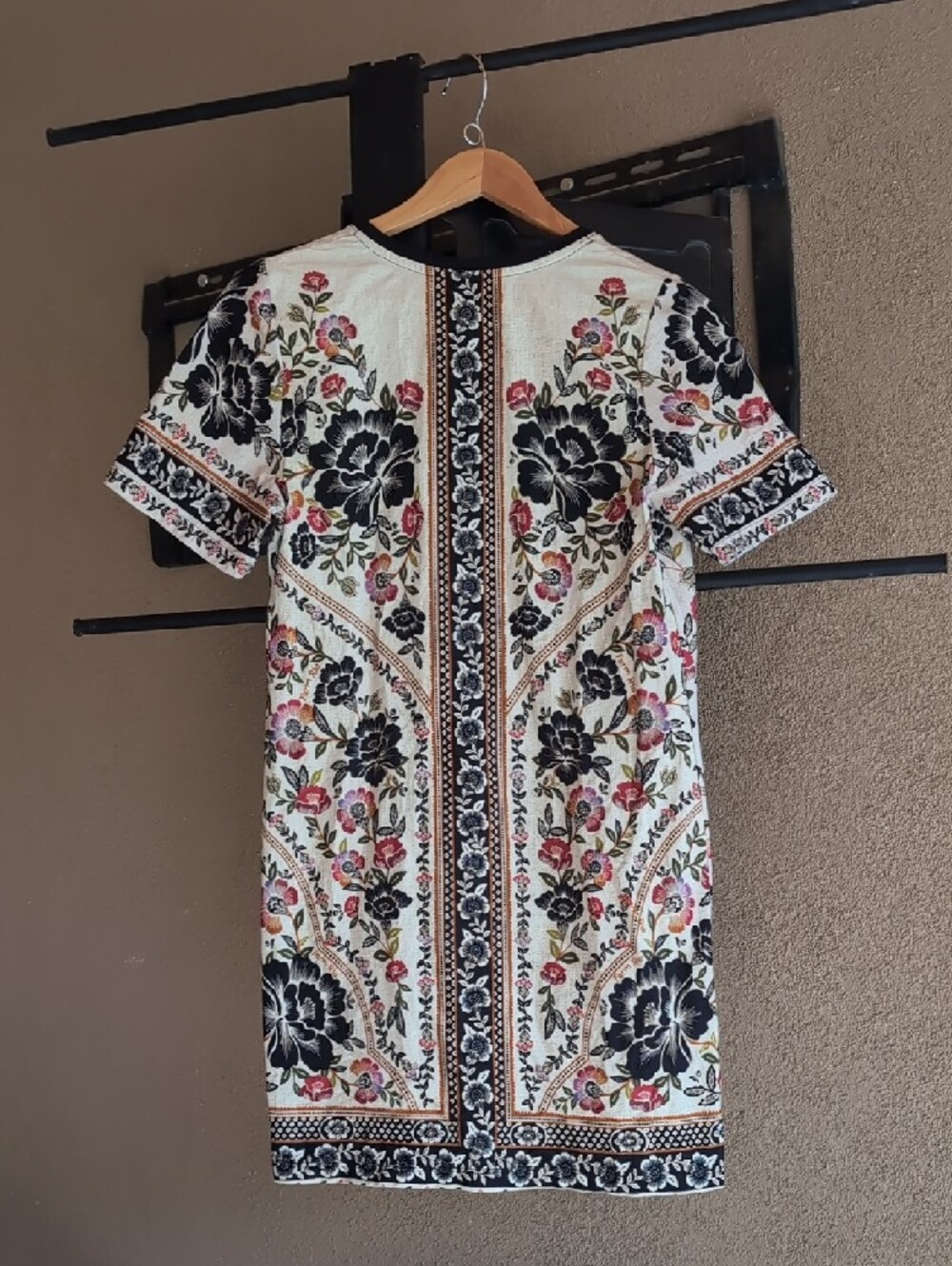 FARM Rio Floral Mini Dress - Picture 3 of 3